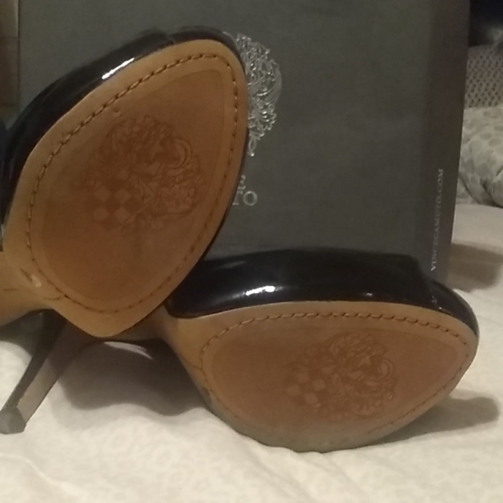 Heels - Picture 4 of 8